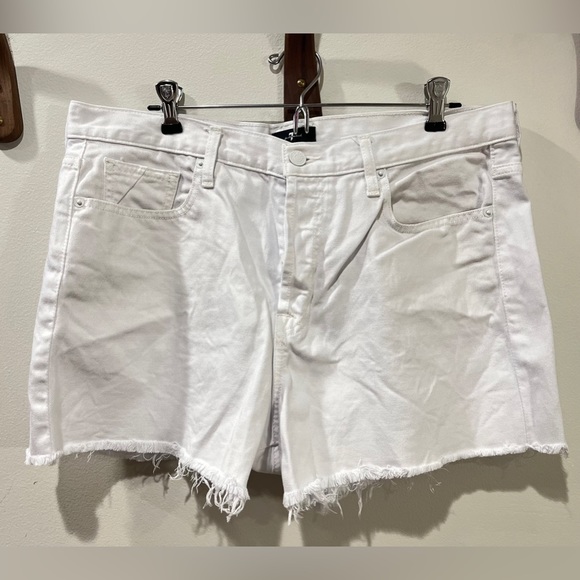 NWOT 7 For All Mankind Monroe Shorts White Denim Cutoff Button Fly Size 31 - Picture 6 of 14